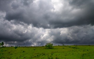 Pic 1. Storm-clouds-over-a-meadow-27800-320x200